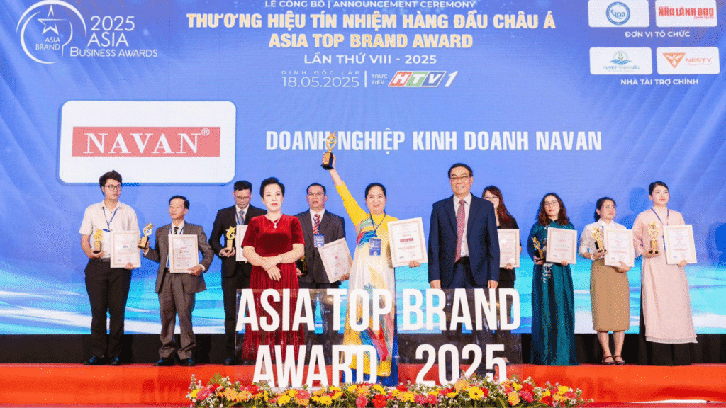 NAVAN nhận giải TOP 10 Thương hiệu Tin cậy Châu Á 2025 tại lễ trao giải Asia Top Brand Award